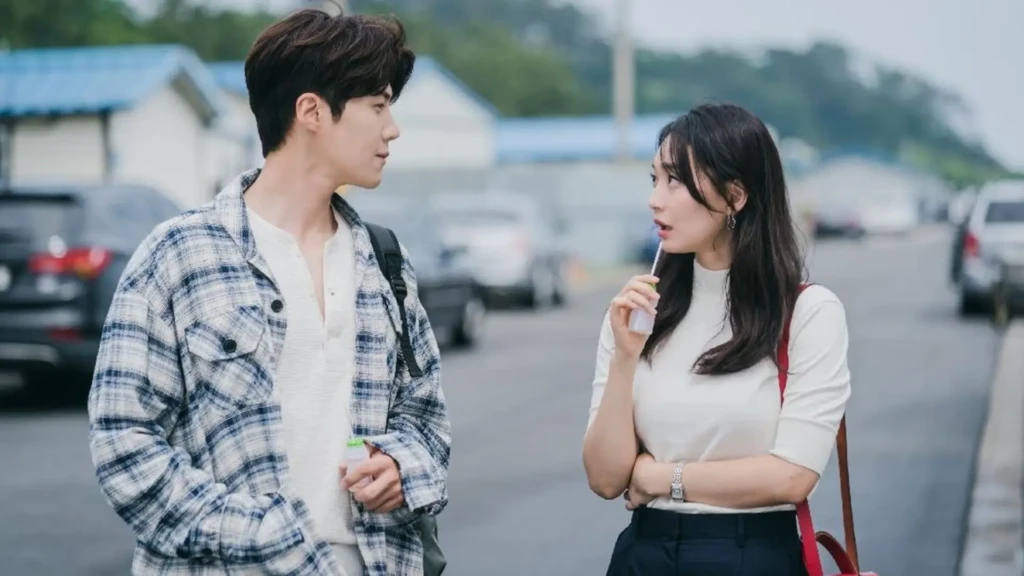 Drama Korea Hometown Cha Cha Cha