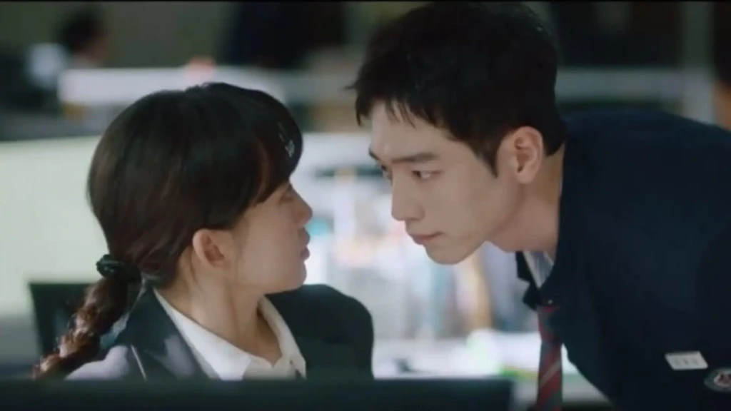 Sinopsis Drama Korea Undercover High School, dan Misterinya